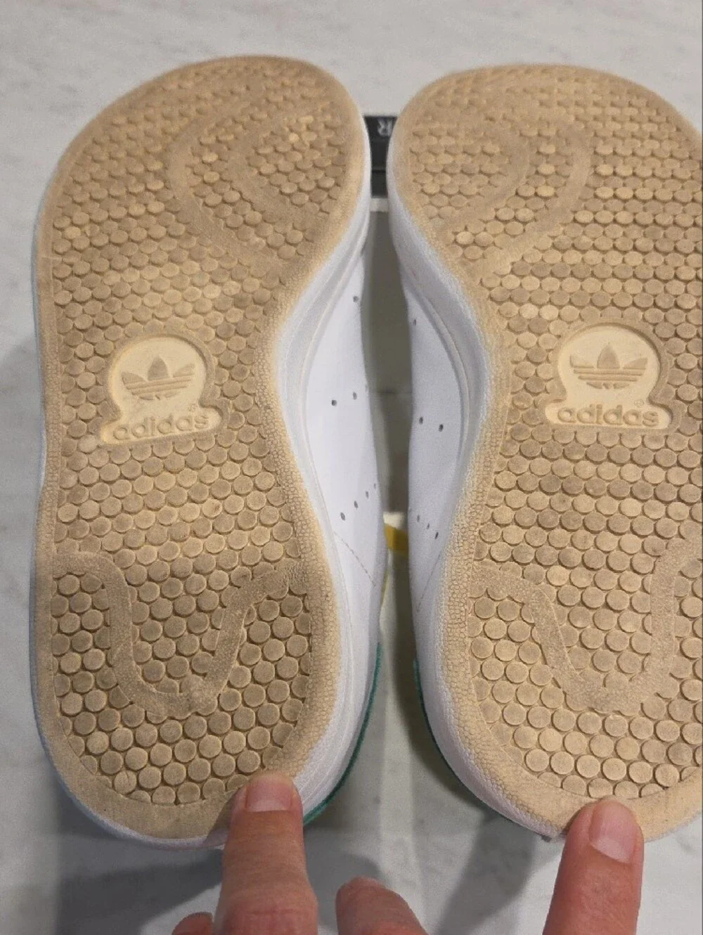 adidas White Stan Smith Sneakers with Yellow Laces Size Men 6/Women 7